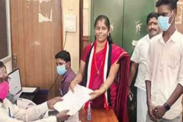 तमिलनाडु स्थानीय निकाय चुनाव में मां और बेटी आमने सामने